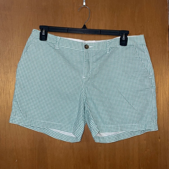 •OLD NAVY•GREEN GINGHAM HIGH WAISTED 5" INSEAM MIDI LENGTH SHORTS SIZE 12 - Picture 8 of 9